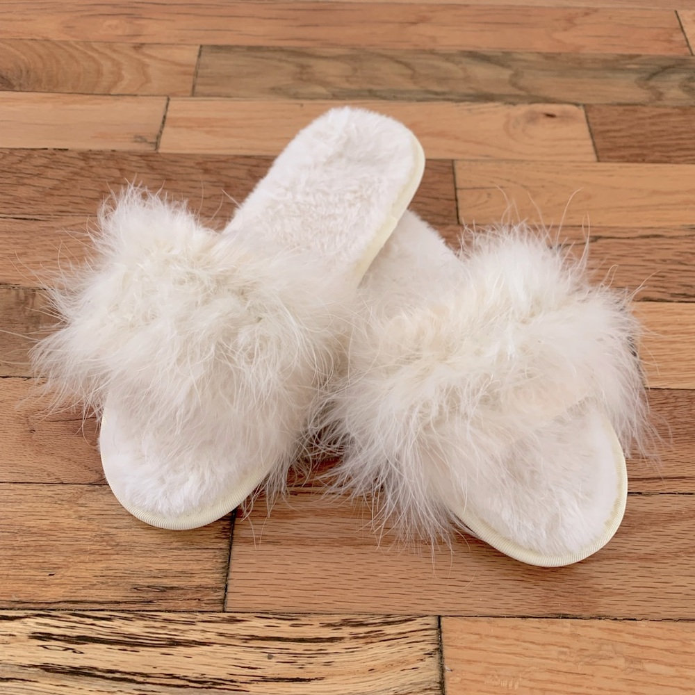 New bridal marabou feather ivory slippers - size US 6/7